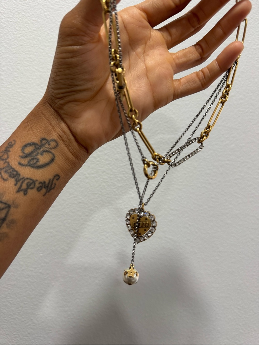 AUTHENTIC Dior Layered Gold and Pearl Necklace - Picture 3 of 10